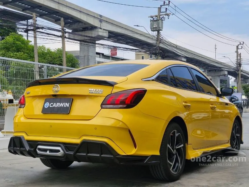 2022 MG MG5 X Sedan