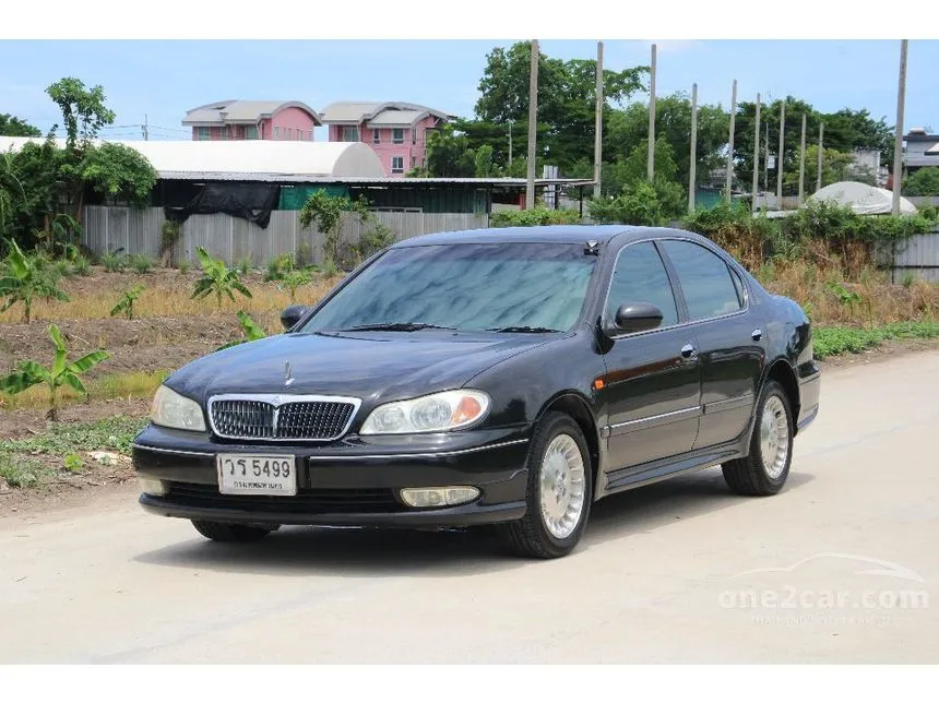 2003 Nissan CEFIRO Executive Sedan
