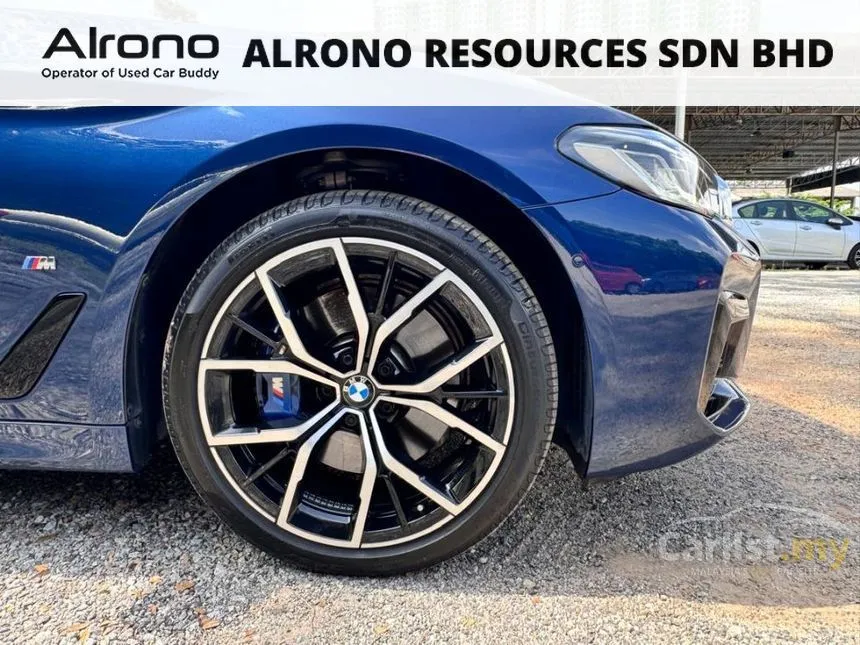 2021 BMW 530e M Sport Sedan