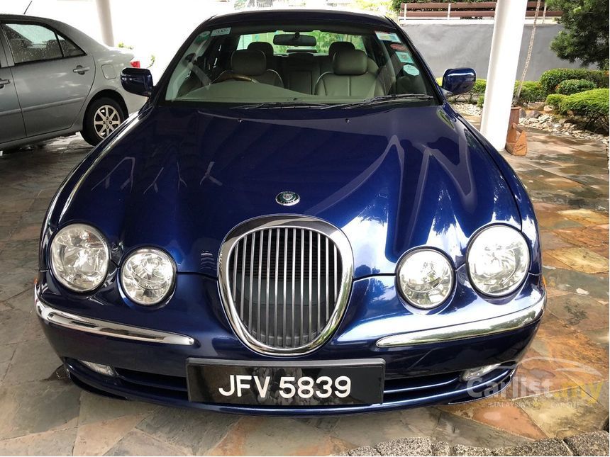 2000 Jaguar S-Type Luxury SWB Sedan
