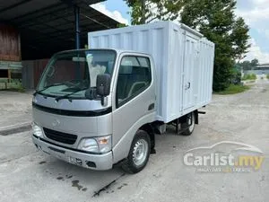 2022 Unregistered 10 Kaki Toyota Dyna Container Box For Sell