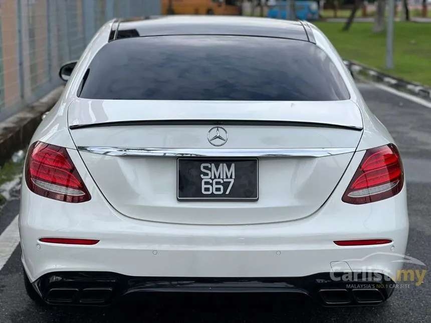 2016 Mercedes-Benz E200 AMG Sedan