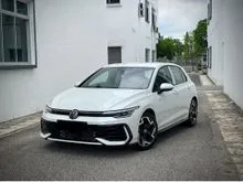 Volkswagen Golf 1.5 eTSI R-Line Hatchback