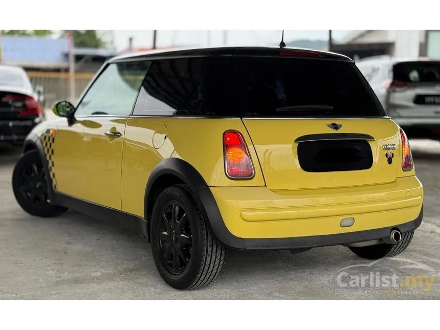 2002 MINI Cooper Hatchback