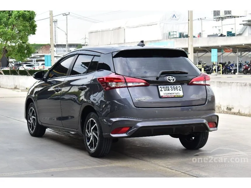2021 Toyota YARIS Sport Hatchback