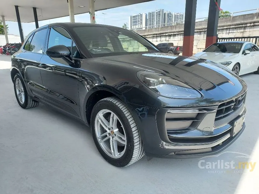 2022 Porsche Macan SUV