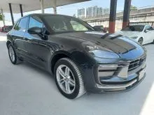 2022 Porsche Macan 2.0 SUV JAPAN SPEC PDLS PLUS HEADLIGHT/SPORT CHRONO/PANAROMIC ROOF/360 CAMERA/BLACK INTERIOR UNREG