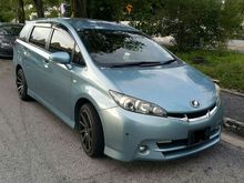 2009 /2012 Toyota Wish 1.8 MPV