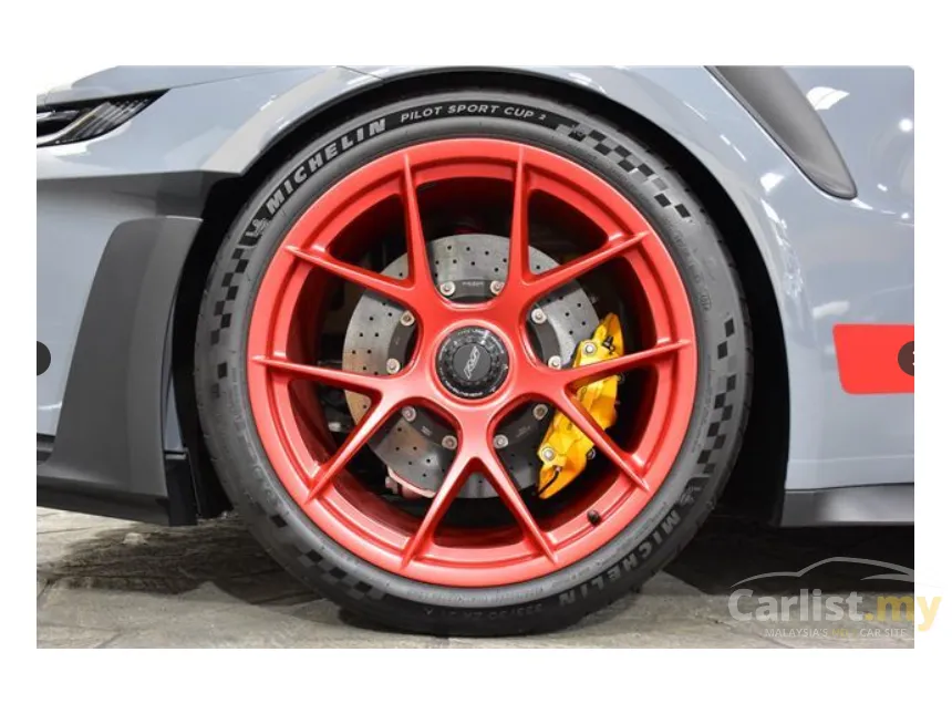 2025 Porsche 911 GT3 Weissach Package Coupe