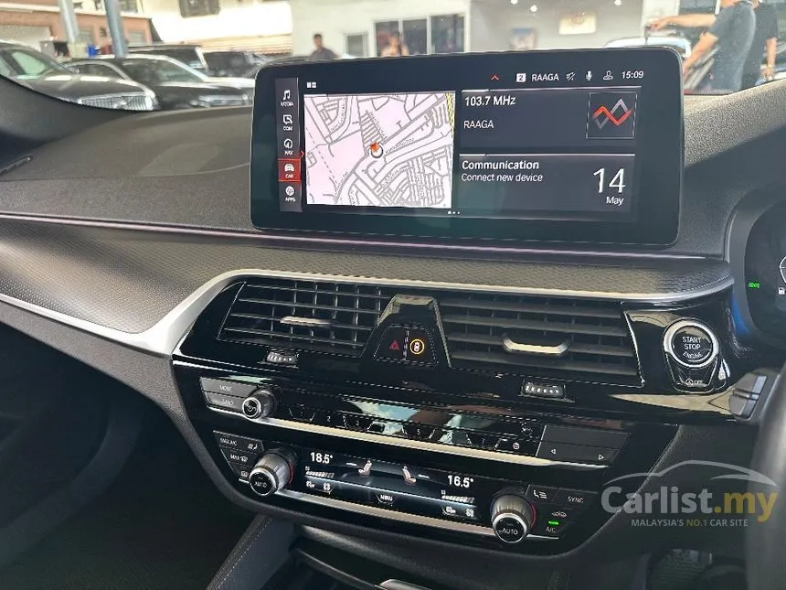 2022 BMW 530i M Sport Sedan