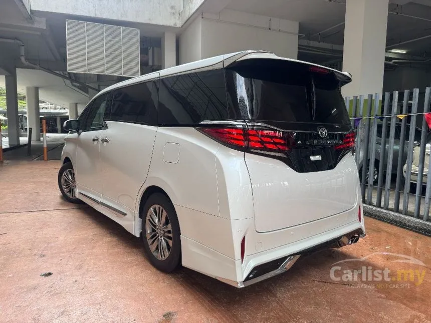 2023 Toyota Alphard Z MPV