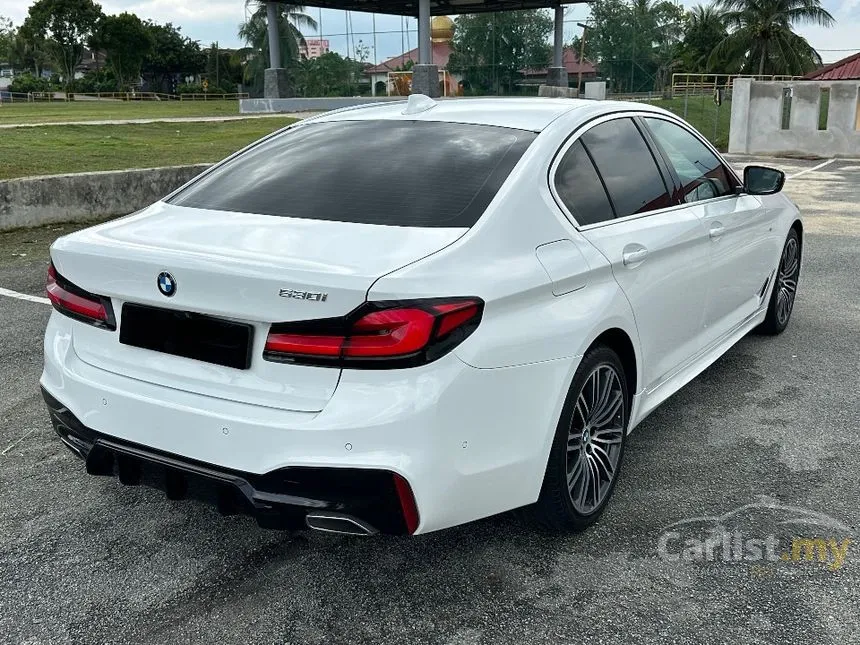2019 BMW 530i M Sport Sedan