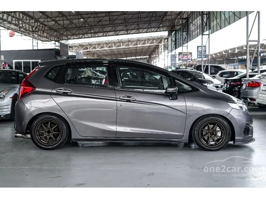 2016 Honda JAZZ S Hatchback