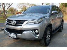 2016 Toyota Fortuner 2.8 (ปี 15-18) V SUV AT