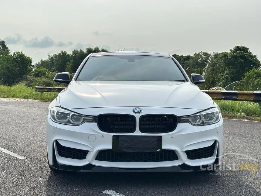 2019 BMW 330e M Sport Sedan