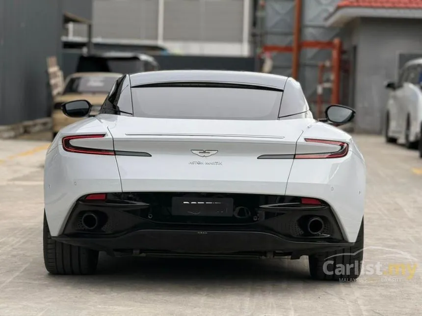 2018 Aston Martin DB11 V12 Coupe