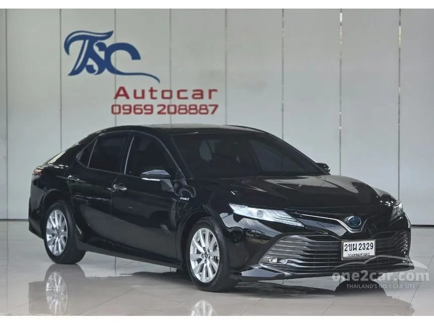 2022 Toyota CAMRY HEV Premium Luxury Sedan