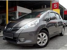 Honda Jazz 1.3 Hybrid Full Svc, Low Mile