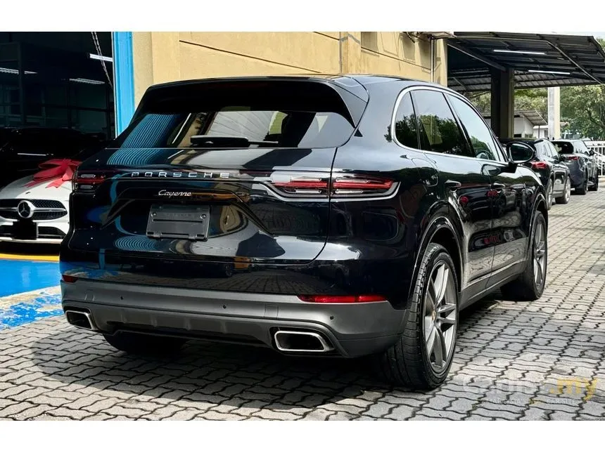 2022 Porsche Cayenne SUV