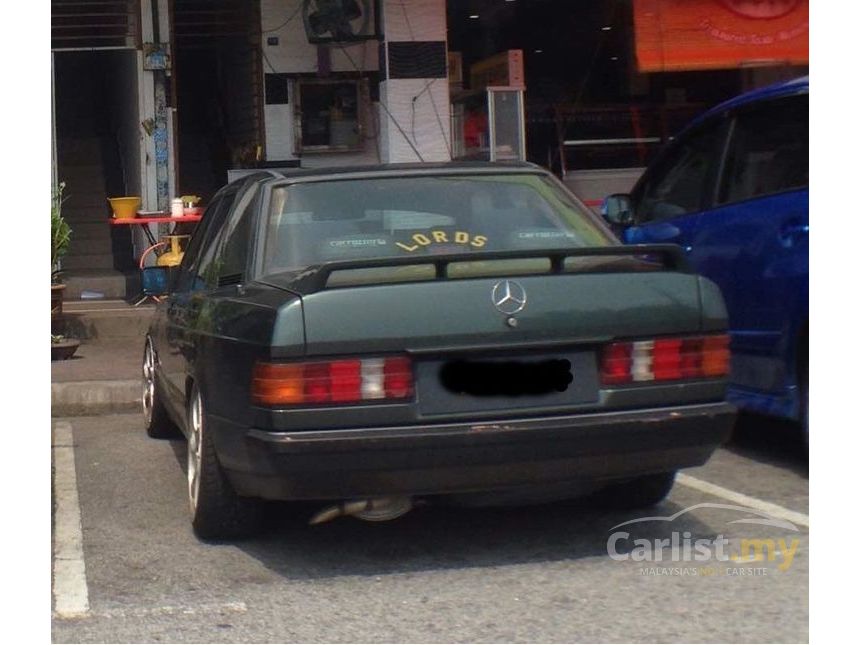 1985 Mercedes-Benz 190 E Sedan