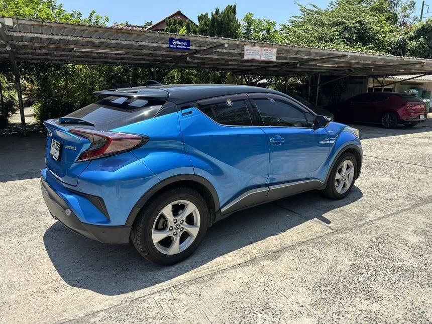 2018 Toyota C-HR HV Mid SUV