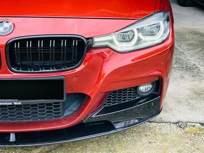 2019 BMW 330e M Sport Sedan