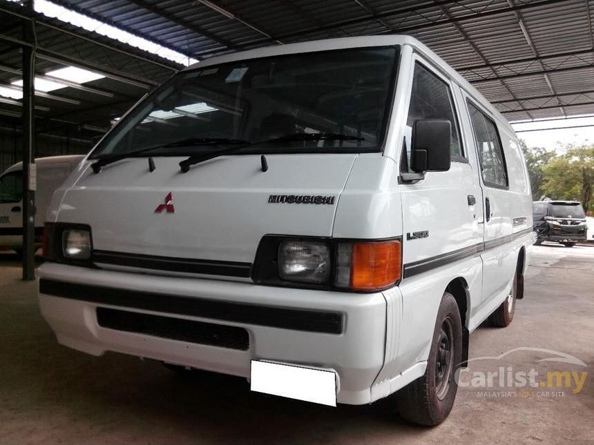 2004 mitsubishi express