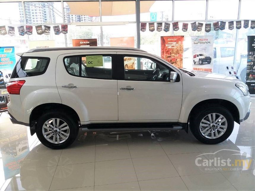 Isuzu MU-X 2017 Type S 2.5 in Selangor Automatic SUV White for