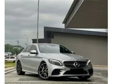 2018 Mercedes-Benz C300 2.0 AMG Line Sedan