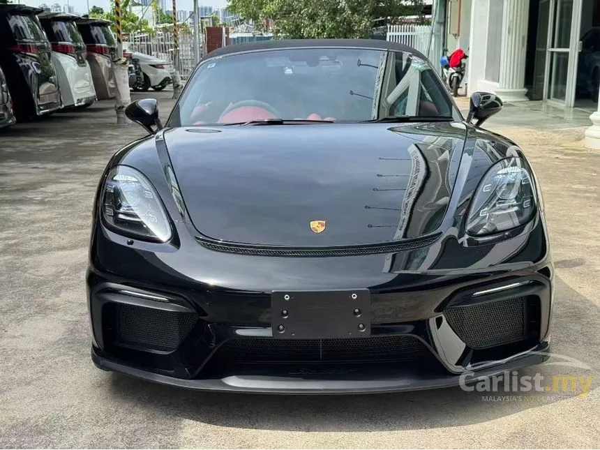 2022 Porsche 718 Cayman GT4 Coupe
