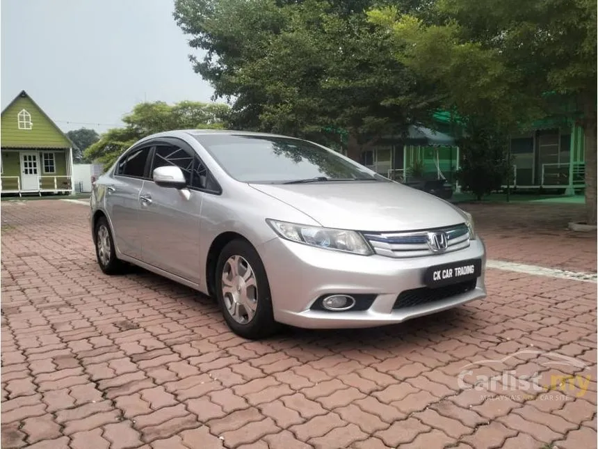2013 Honda Civic Hybrid Sedan