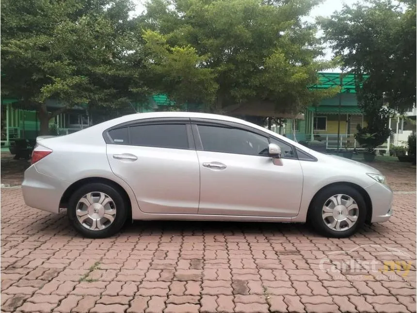 2013 Honda Civic Hybrid Sedan