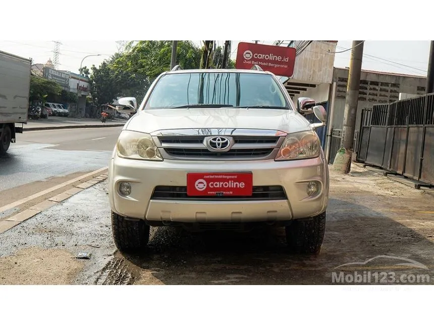 Jual Mobil Toyota Fortuner 2006 G Luxury 2.7 di DKI Jakarta Automatic SUV Silver Rp 137.000.000