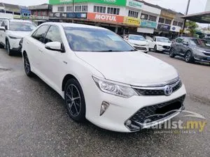 2015 Toyota Camry 2.5 Hybrid Sedan