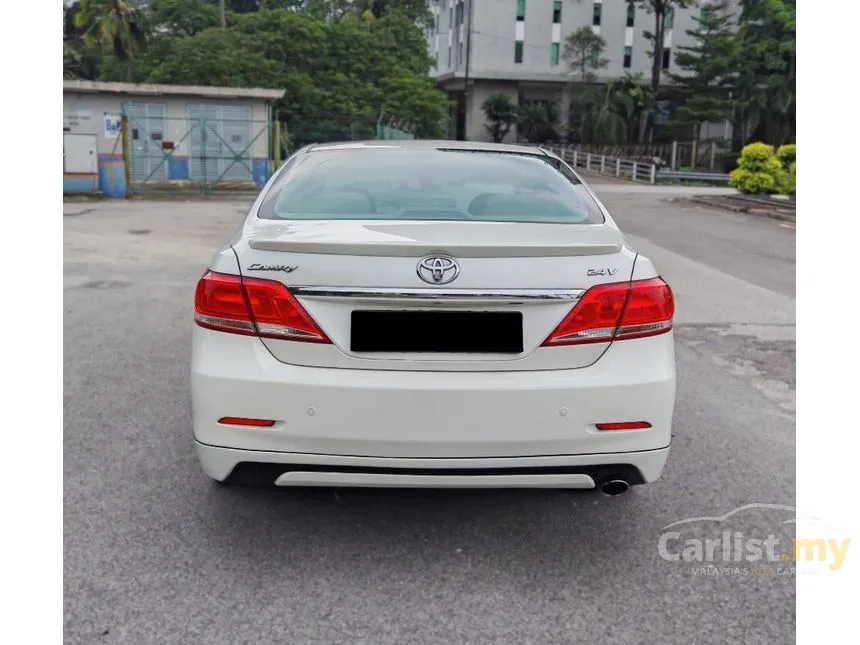 2010 Toyota Camry V Sedan