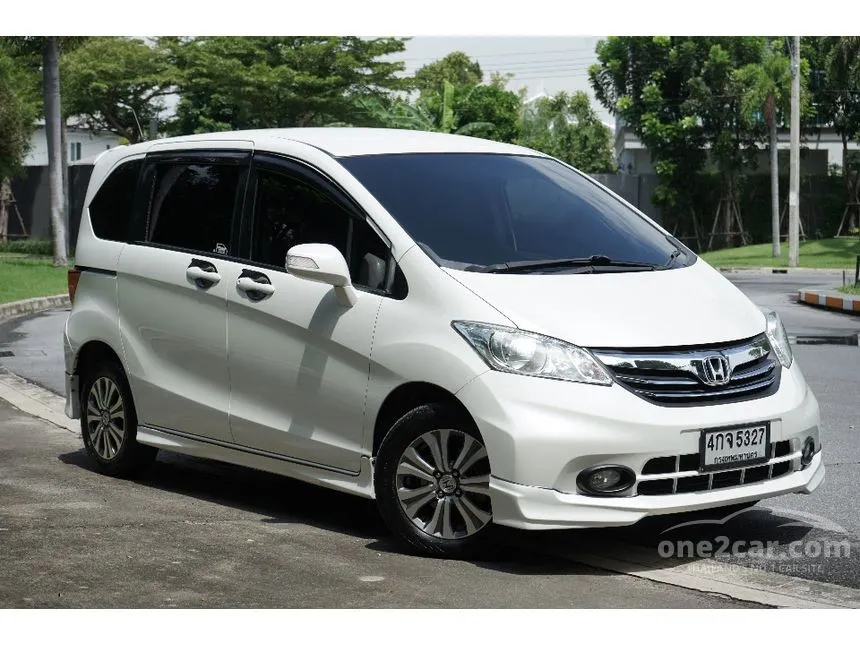 2015 Honda FREED E Wagon