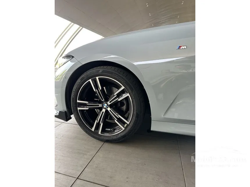 2024 BMW 320i M Sport Sedan
