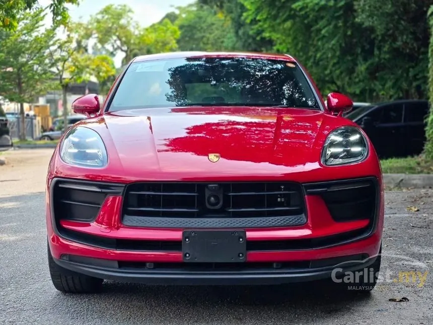 2022 Porsche Macan SUV