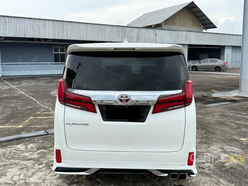2018 Toyota Alphard MPV