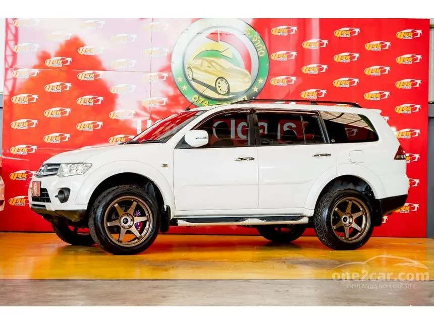 2015 Mitsubishi PAJERO SPORT GT SUV