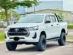 Used 2021 Toyota Hilux 2.4 E Pickup Truck mileage 21k full service toyota