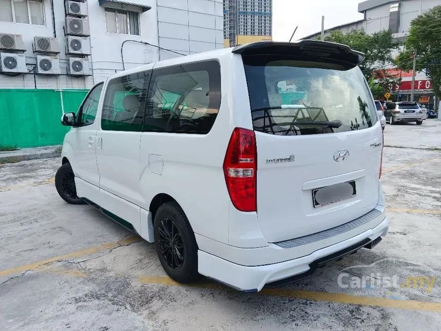 2019 Hyundai Grand Starex Royale MPV