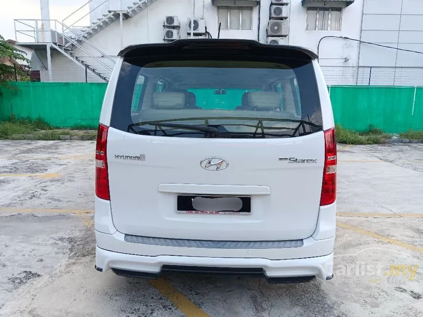 2019 Hyundai Grand Starex Royale MPV