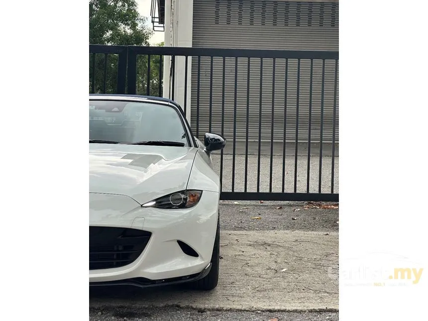 2022 Mazda MX-5 990S Special Edition Convertible
