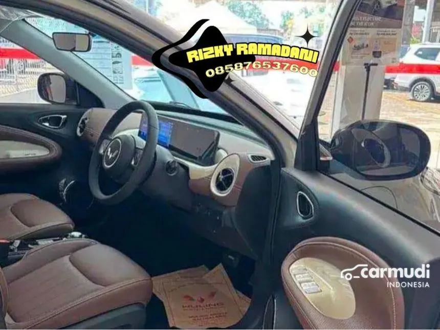 2024 Wuling Binguo EV Premium Range Hatchback