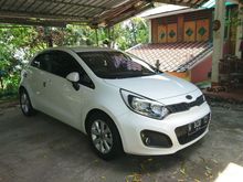 Jual KIA Rio Putih Mulus