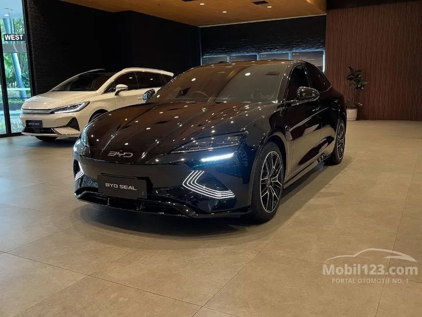 2026 BYD Seal Premium Extended Range Sedan