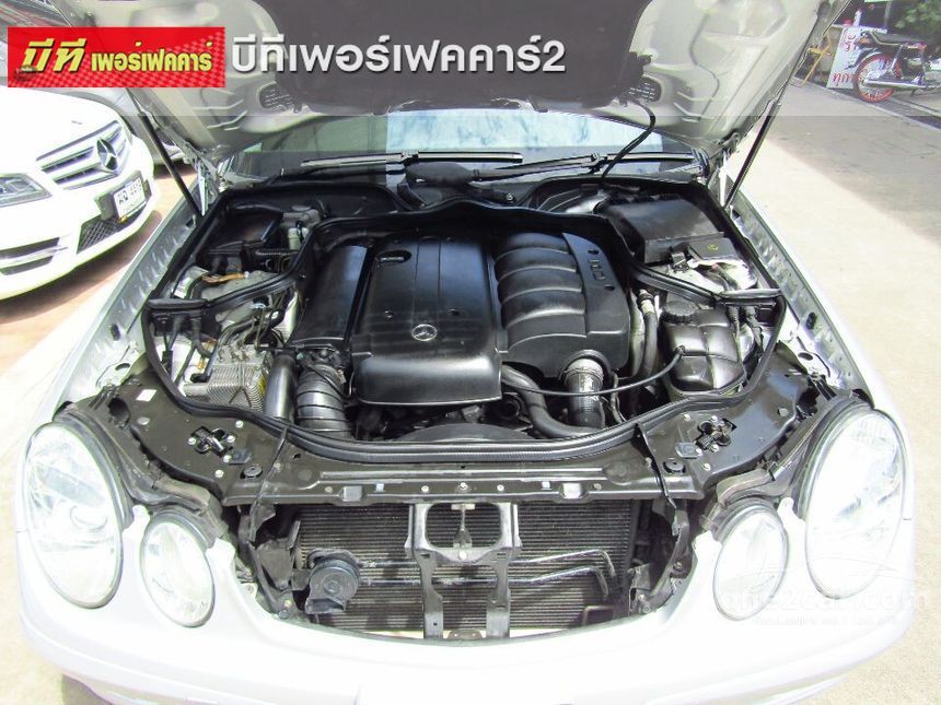 2005 Mercedes-Benz E220 CDI Classic Sedan