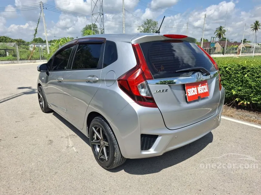 2016 Honda JAZZ V Hatchback