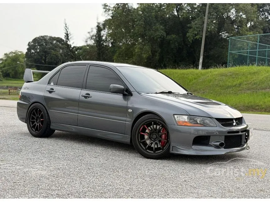 2003 Mitsubishi Lancer Evolution VIII Sedan